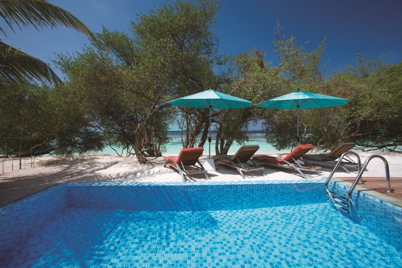 content/hotel/Atmosphere Oblu/Villas/Beach Suite with Pool/AtmosphereOblu-Villa-BeachSuitePool-01.jpg